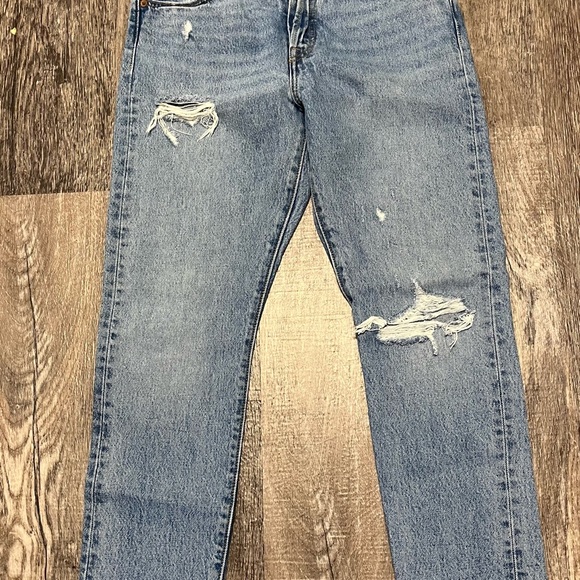 Levi's Premium 501 skinny lightly destroyed, like new. 27 28 inseam - Picture 13 of 13